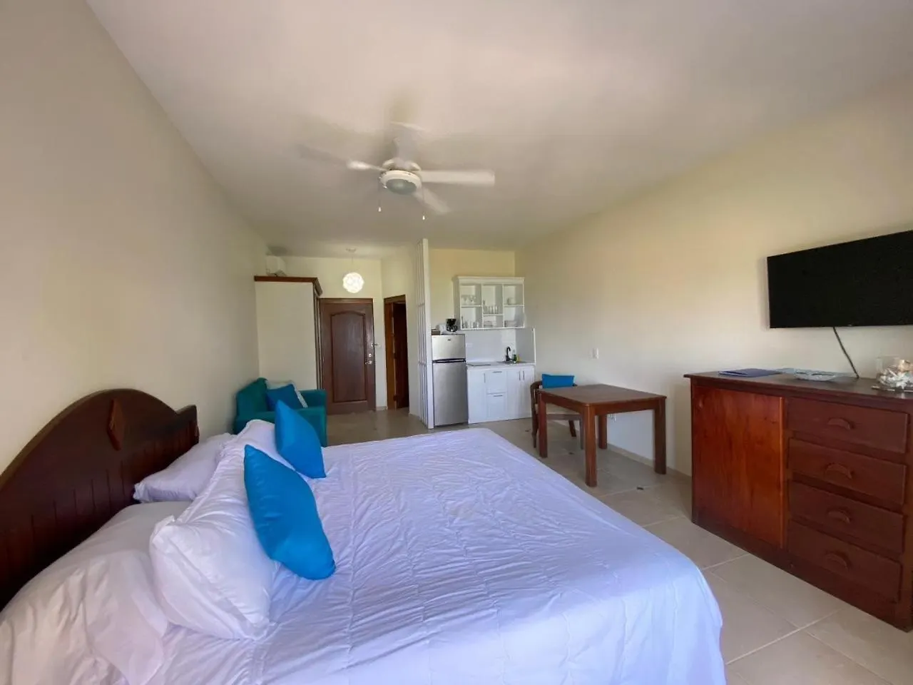 Agualina Kite Hotel Oceanfront Apartments Cabarete Dominicaanse Republiek