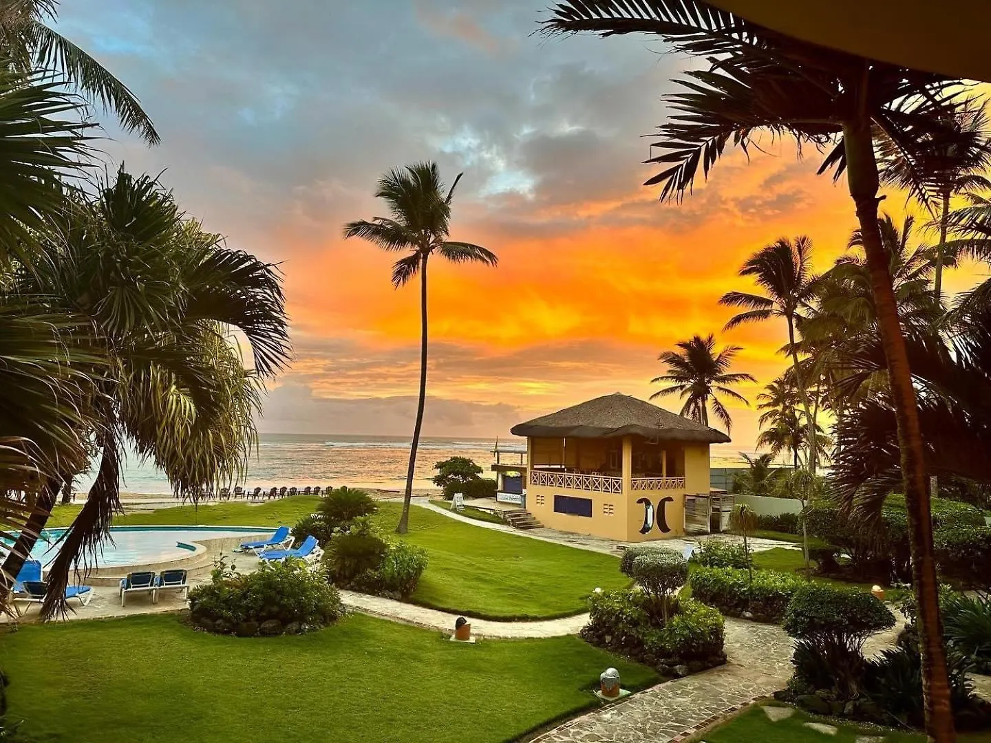 Agualina Kite Hotel Oceanfront Apartments Cabarete 0*,  República Dominicana